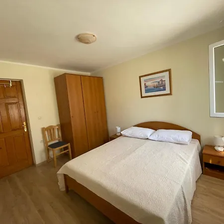 Apartment Arija