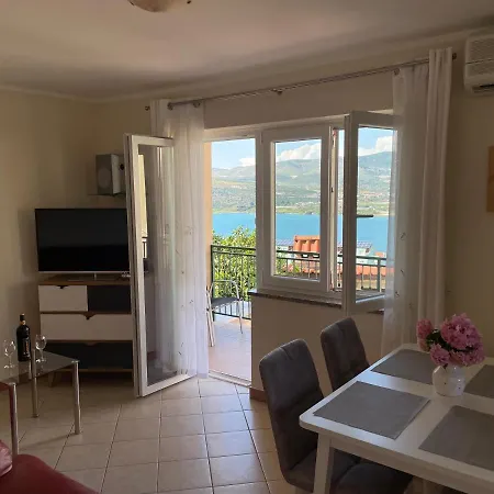 Apartment Arija
