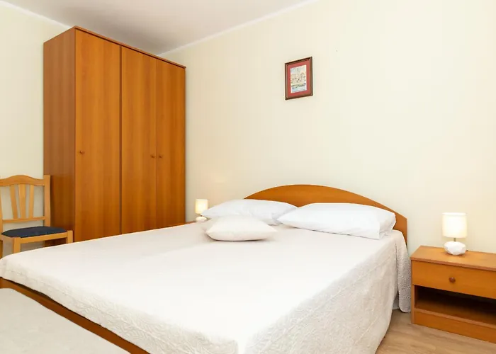 Apartman Arija *